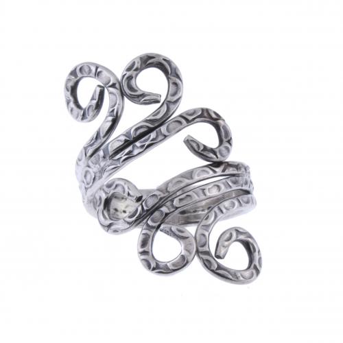 OCTOPUS-SHAPED RING.