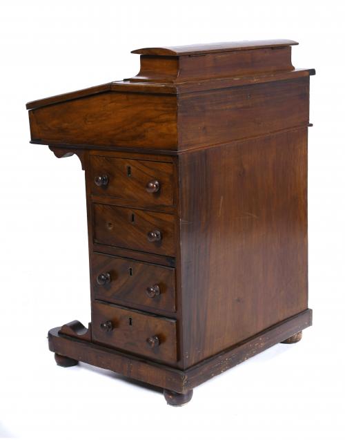 EDWARDIAN "DAVENPORT", LATE 19TH CENTURY.