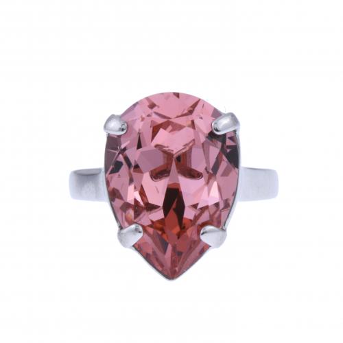 RING WITH ROSE TOPAZ.