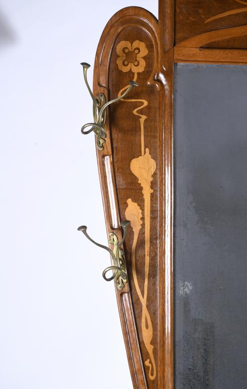 MODERNIST COAT RACK, EARLY 20TH CENTURY.