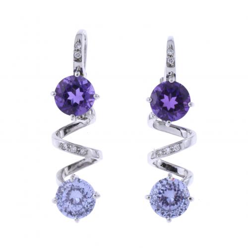 LONG EARRINGS WITH AMETHYSTS AND TOPAZES.