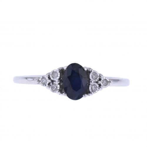 RING WITH SAPPHIRE AND DIAMONDS.