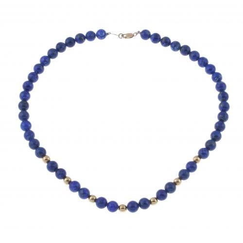 LAPIS LAZULI AND GOLD NECKLACE.