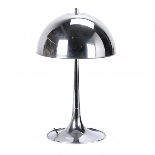 TABLE LAMP, MID 20TH CENTURY.