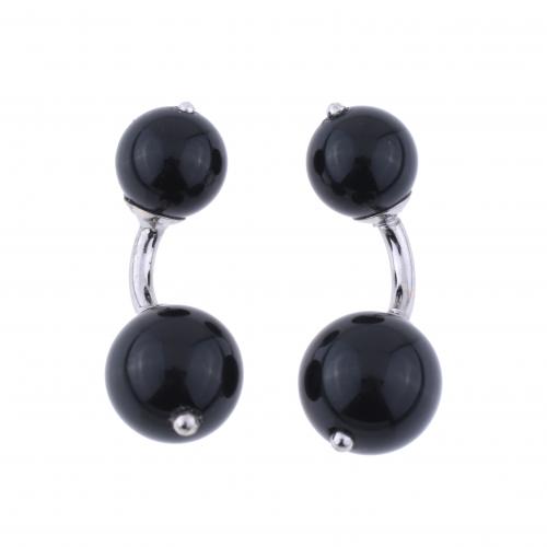 CUFFLINKS WITH ONYX.