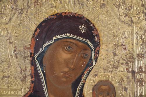 RUSSIAN ICON, LATE 19TH CENTURY, "HODIGITRIAN MADONNA". 