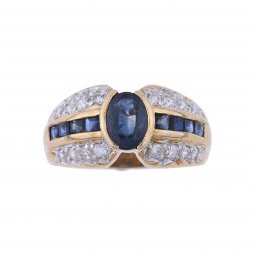 RING WITH SAPPHIRES AND DIAMONDS.