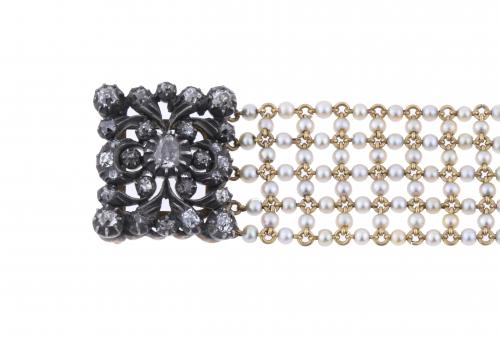 BRACELET WITH PEARLS, EARLY 20TH CENTURY.