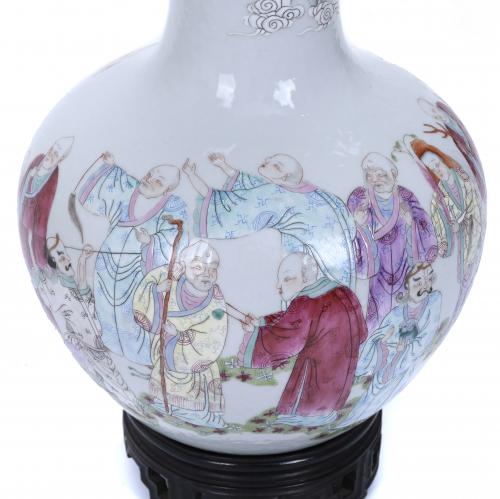 CHINESE REPUBLIC VASE, 1912-1949.