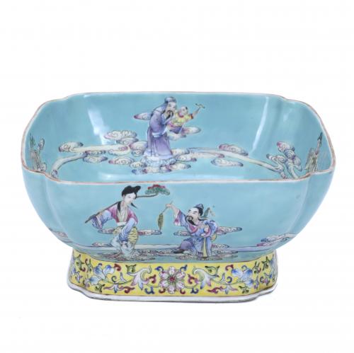 REPUBLIC CHINESE SQUARE BOWL, 1912-1949.