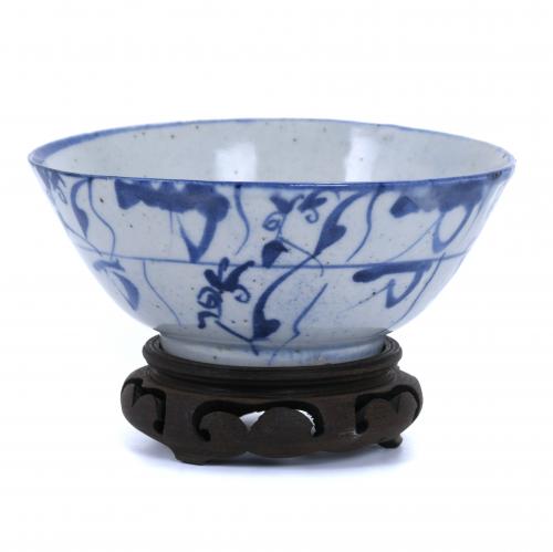 CHINESE BOWL, 20TH CENTURY.