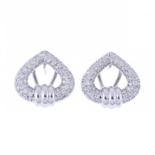 DIAMONDS EARRINGS.