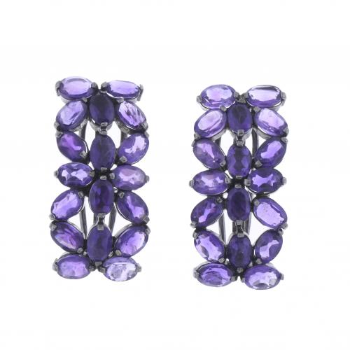 AMETHYST FLOWER EARRINGS.