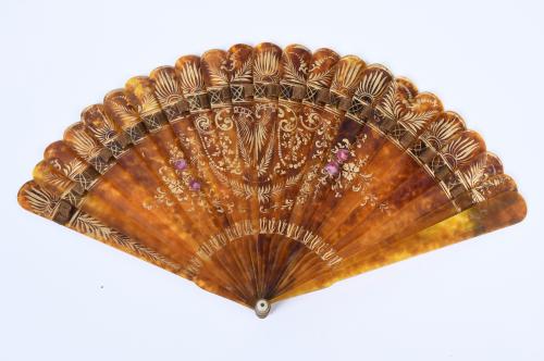 SET OF SEVEN FANS, 19TH AND 20TH CENTURIES.