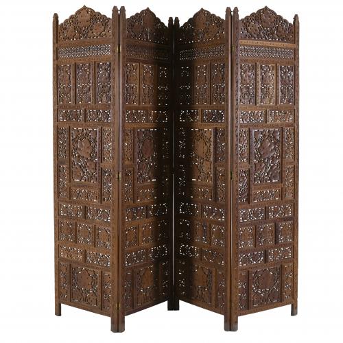 ORIENTAL FOLDING SCREEN, 20TH CENTURY.