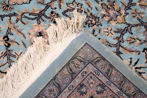 IRANIAN CARPET IN BLUE TONES, 20TH CENTURY. 