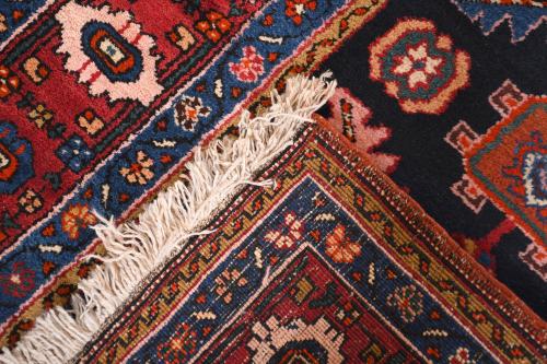 IRANIAN CORRIDOR CARPET, 20TH CENTURY. 