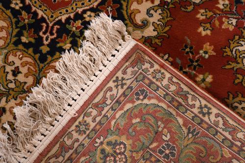 GERMAN CARPET, 20TH CENTURY.