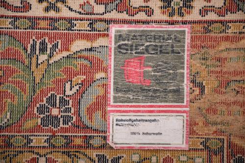 GERMAN CARPET, 20TH CENTURY.