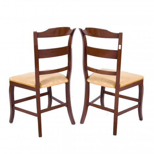 PAIR OF ELIZABETHAN STYLE CHAIRS, 20TH CENTURY. 