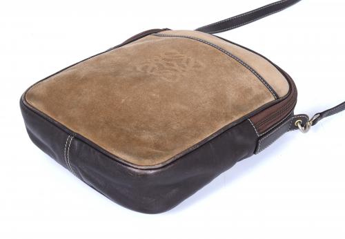 LOEWE. SHOULDER BAG, CIRCA 1990.