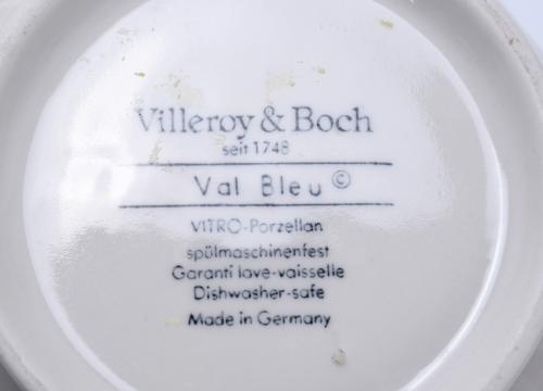 VILLEROY & BOCH. JUEGO DE CAFÉ MODELO "VAL BLEU". 