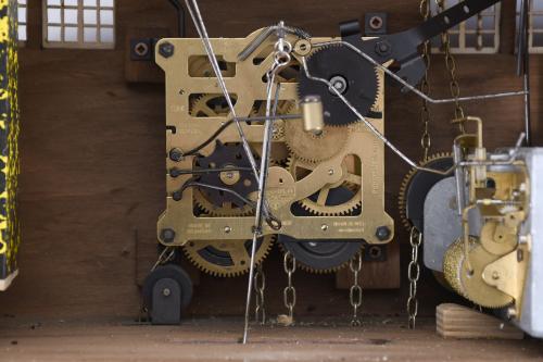 CUCKOO CLOCK FROM THE BLACK FOREST, LATE 20TH CENTURY. 