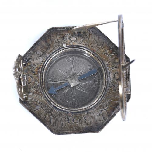 GERMAN EQUINOCTIAL POCKET SUNDIAL, EARLY 20TH CENTURY.