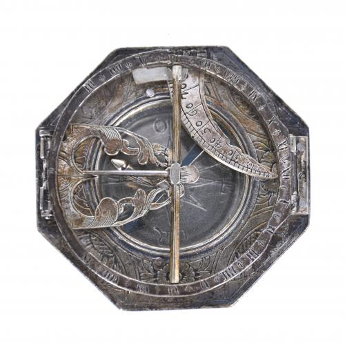 GERMAN EQUINOCTIAL POCKET SUNDIAL, EARLY 20TH CENTURY.