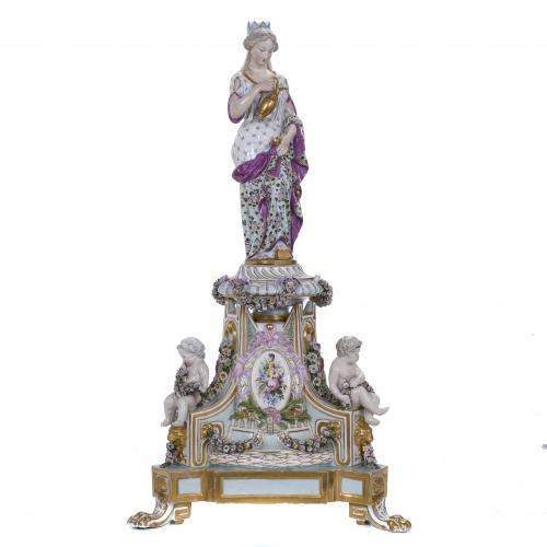 421-GRUPO ESCULTÓRICO EN PORCELANA DE MEISSEN, 1780-1810.