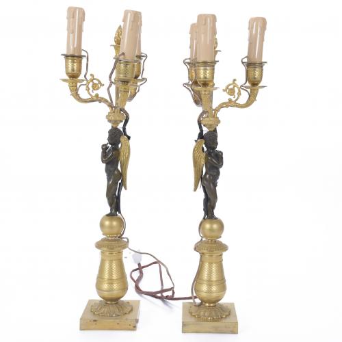 PAREJA DE CANDELABROS FRANCESES DE ÉPOCA IMPERIO, 1804-1815.