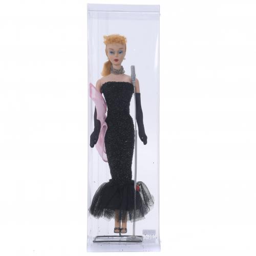 576-MATTEL. MUÑECA BARBIE MODELO "BLONDE - PONYTAIL" CON INDUMENTARIA MODELO "SOLO IN THE SPOTLIGHT", 1959-1964.