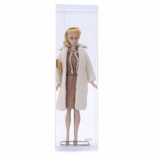 577-MATTEL. MUÑECA BARBIE MODELO "BLONDE - PONYTAIL" CON INDUMENTARIA MODELO "SORORITY MEETING", 1959-1964.