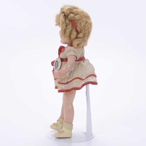 MUÑECA AMERICANA MODELO "SHIRLEY TEMPLE DOLL", CIRCA 1940.