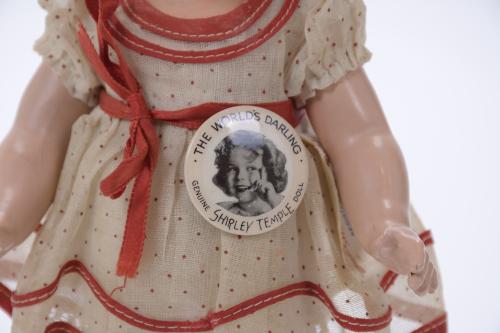 MUÑECA AMERICANA MODELO "SHIRLEY TEMPLE DOLL", CIRCA 1940.