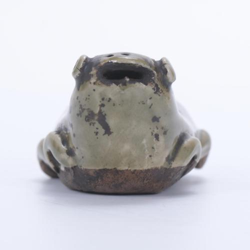 19TH CENTURY CHINESE SCHOOL. SMALL TERRACOTTA FROG.