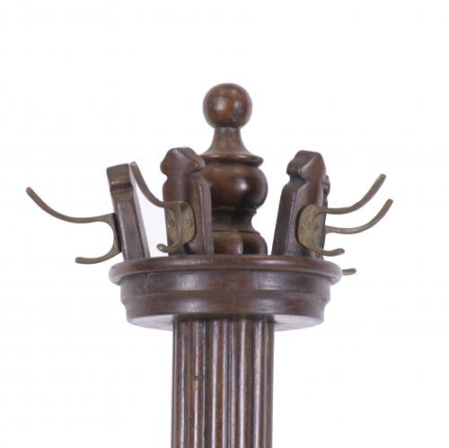 LATE QING DYNASTY, 19TH CENTURY. COAT RACK.