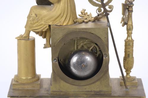 EMPIRE TABLE CLOCK WITH ALLEGORY OF MUSIC, S. XIX.