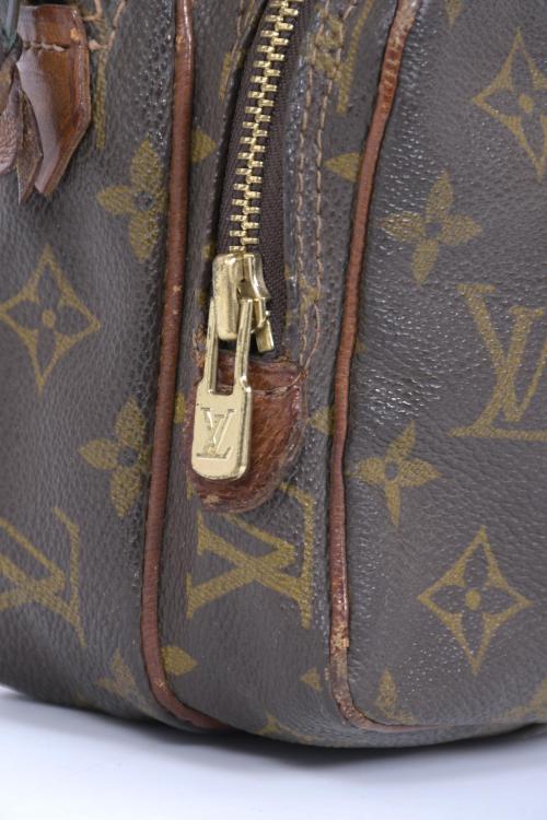 LOUIS VUITTON. "AMAZON" MODEL BAG, CIRCA 2000.