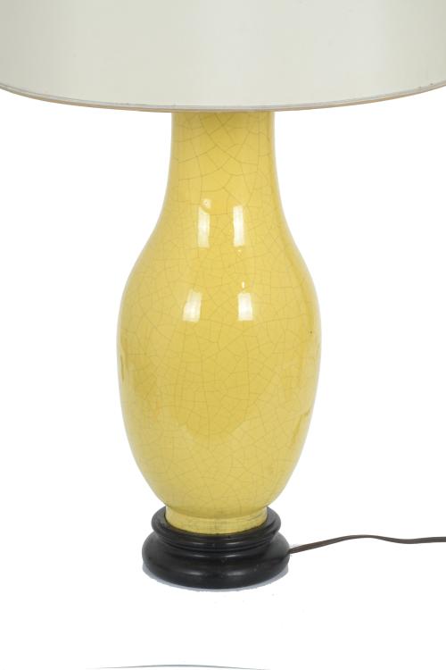 VASE TRANSFORMED INTO A LAMP. CHINA. MID 20TH CENTURY.