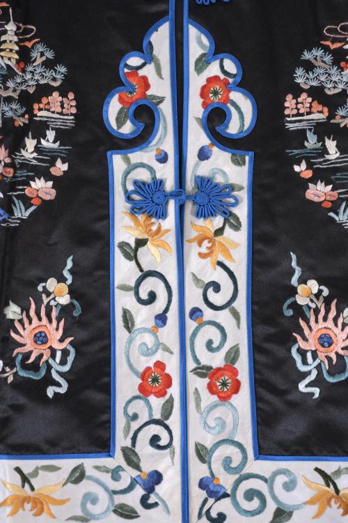 MANCHU JACKET, SECOND HALF OF THE 20TH CENTURY.