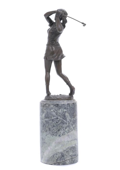 GOLF PLAYER SCULPTURE.