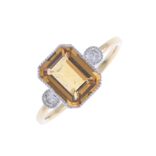 ART DECO RING WITH CITRINE AND DIAMONDS.