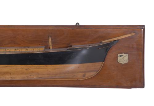 MODEL OF A FRIGATE HULL. 20TH CENTURY.