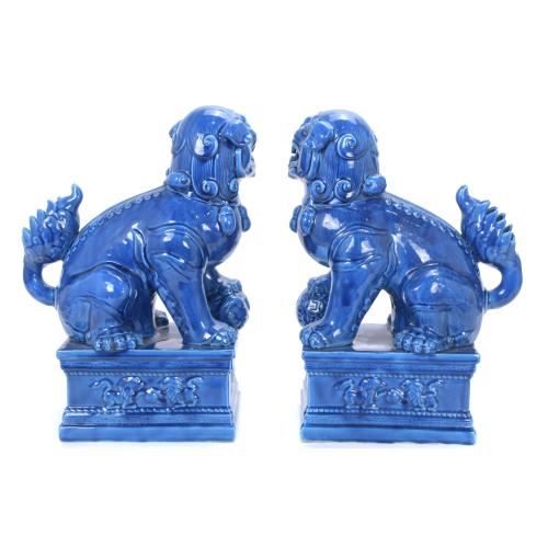 PAIR OF FO DOGS, 20TH CENTURY CHINESE SCHOOL.