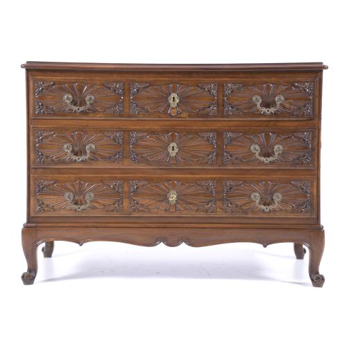 FRENCH PROVENZAL STYLE CHEST OF DRAWERS, S. XX.