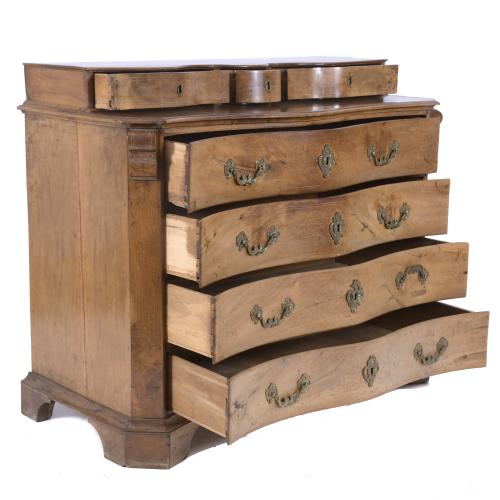 CATALAN "DE CASTELLET" CHEST OF DRAWERS, 18TH CENTURY.