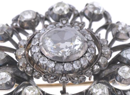 DIAMONDS BROOCH, CIRCA 1830-1840. MARY CHRISTINE-ISABEL II 