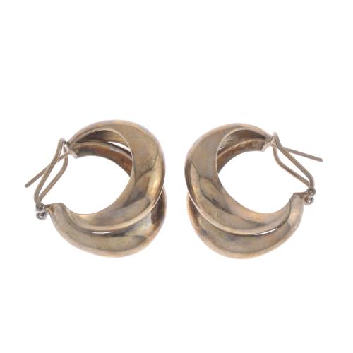 GILDED SILVER HOOP EARRINGS.