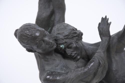 JOSEP BOFILL (1942).  "EL ABRAZO".